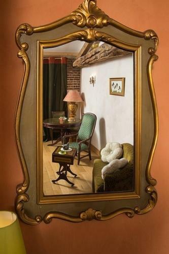 Hostal Room In Bb - Large Typical Room At Domaine de La Bellire