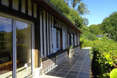 Holiday Home St- Martin-aux-buneaux - Nmd01093-f