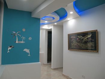 Royal Penguin Boutique Hotel & Spa 2