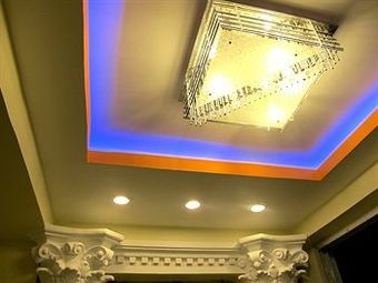 Royal Penguin Boutique Hotel & Spa 2