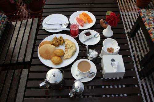 Shangri-la Boutique Hotel