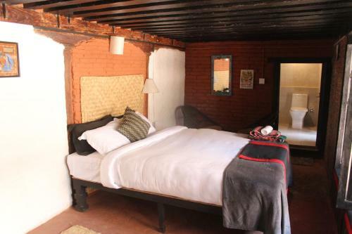 Hostal Hira Guest House