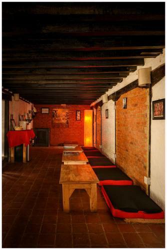 Hostal Hira Guest House