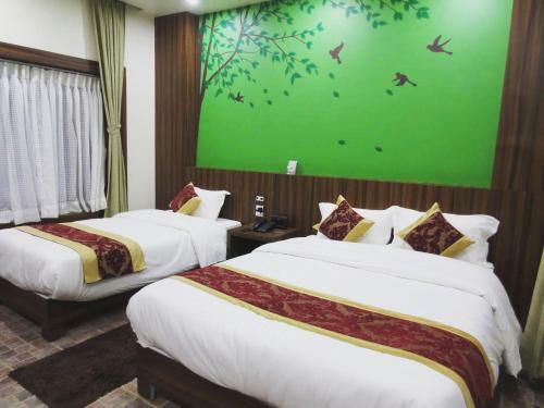 Jungle Safari Lodge