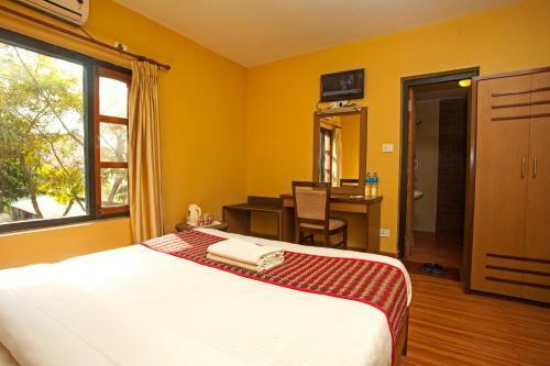 Jungle Safari Lodge