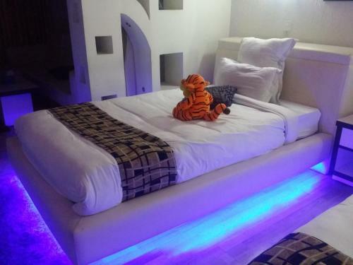 Royal Penguin Boutique Hotel