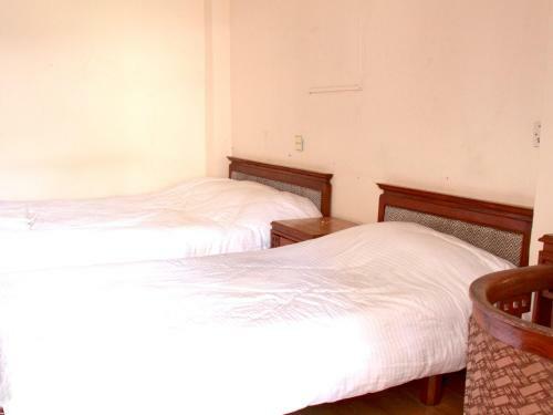 Hotel Trekkers Home