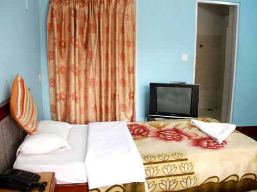 Hotel Trekkers Home