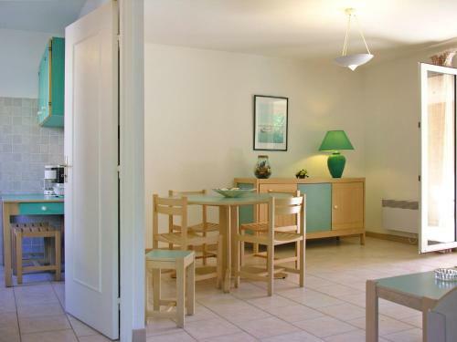 Holiday Home Les Chenes - Maa200