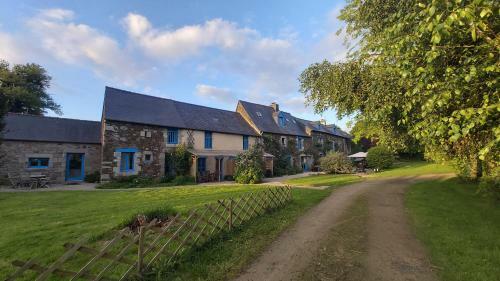 Domaine De La Tarais
