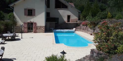 Hotel La Belle Charbonni�re