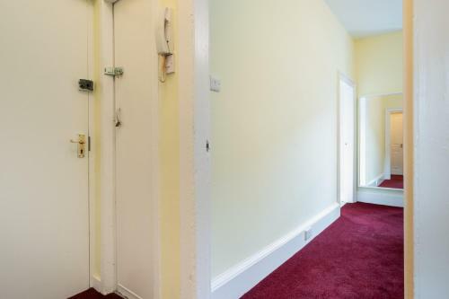 Smith 1 Bed Apartment