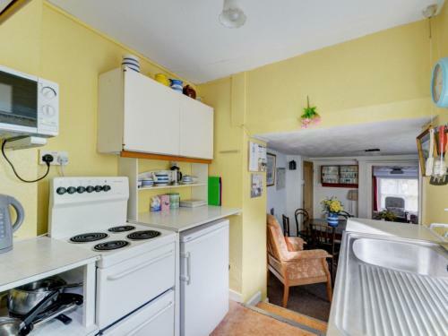Holiday Home Sailmakers Cottage