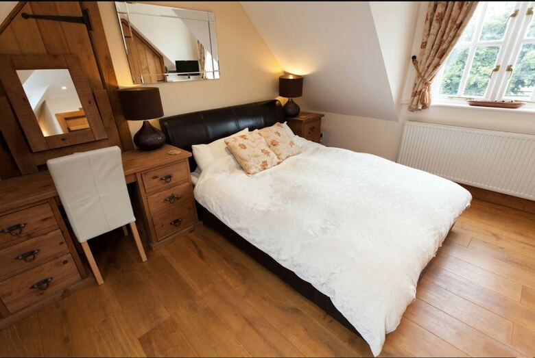 Hanger Down House Bed And Breakfast
