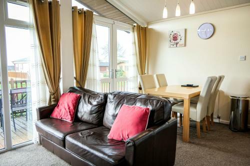 Dove Lodge Ashbourne Heights