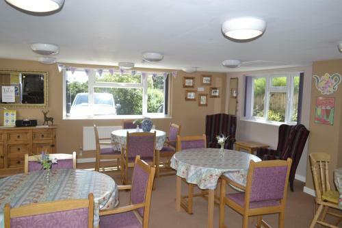 The Lawns Tea Room And B&B