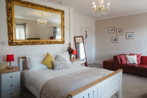 Hostal Ashburton Court