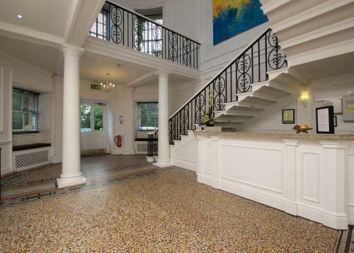 Best Western Plus Aston Hall Hotel