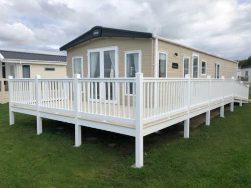 Deluxe Caravan Holidays At Craig Tara
