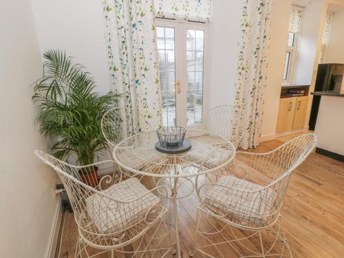 Garden Apartment