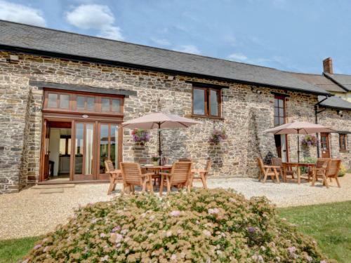 Holiday Home Threshing Barn