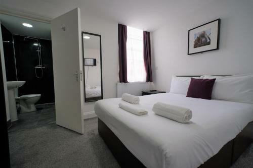 Hostal Tbh Guest House