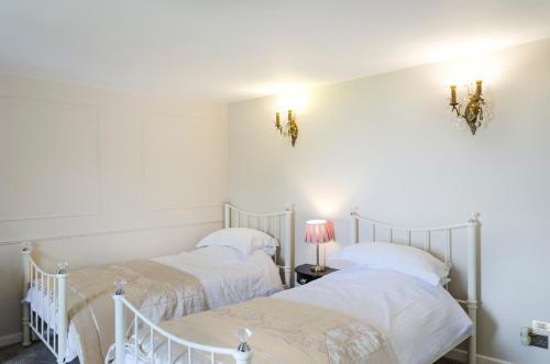 Barnstaple Villa Sleeps 24 Wifi