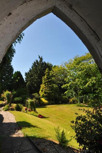 Barnstaple Villa Sleeps 24 Wifi