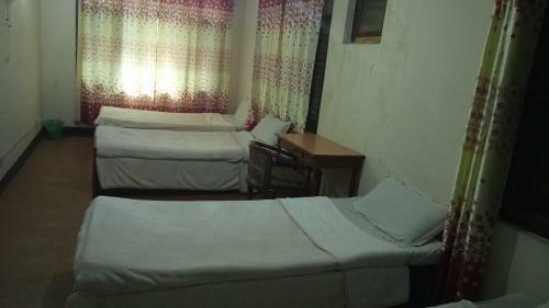 Hostal Holyland Guest House