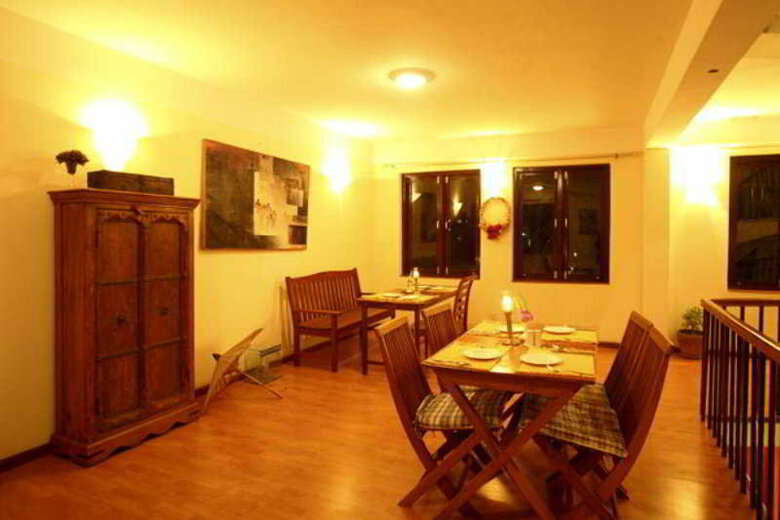 Royal Astoria Hotel