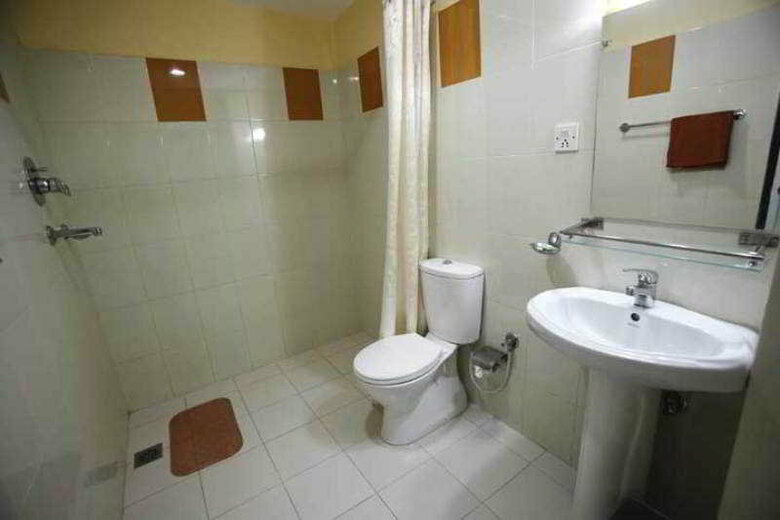Royal Astoria Hotel