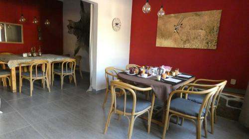 Hostal Otjohotozu Guestfarm
