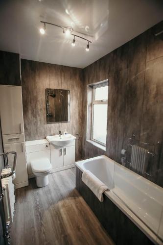 Newly Refurbished Accommodation Near Bae