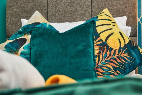 Boutique Bath Apartment Free Parking