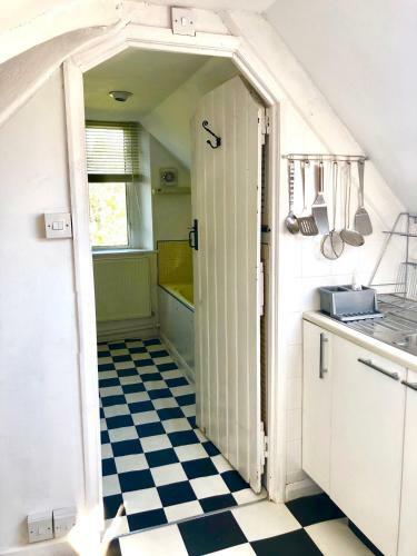 Apartamento Skylight Loft - Unique Flat In Gothic Victorian Villa