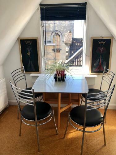 Apartamento Skylight Loft - Unique Flat In Gothic Victorian Villa