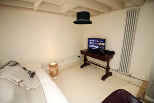 Coopers Corner By Staybc