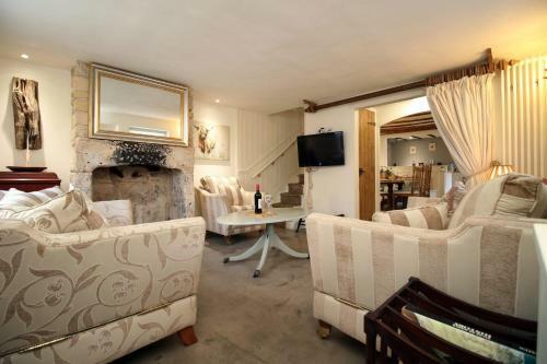 Coopers Corner By Staybc