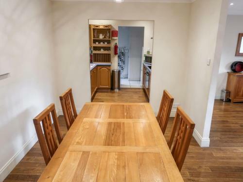 Holiday Home Marcail Cottage