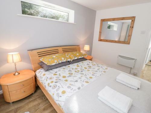 2 Tyn Lon Cottages