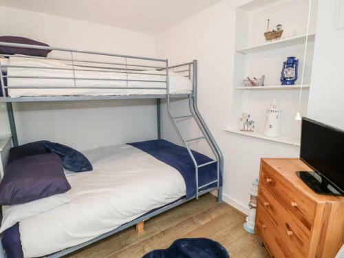 2 Tyn Lon Cottages