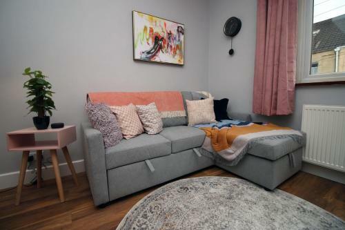 Stuarts Place Apartment B By Staybc