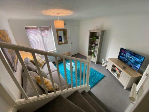 The Grove Extra Cosy 2 Bed Town House Station Location