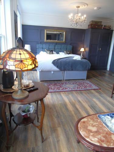 Bed & Breakfast The Warren Belfast - Unique Accommodation