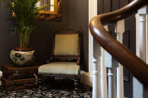 Bed & Breakfast The Warren Belfast - Unique Accommodation