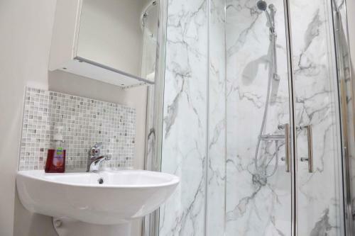 Belfast Serviced Apartments - Eglantine