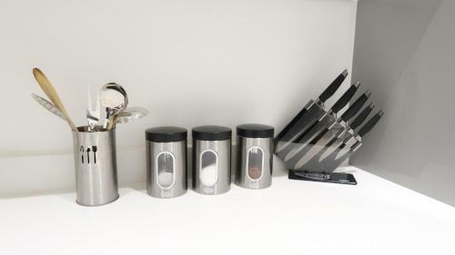 Large Contractor Apartment - Bedford Town Centre By Comfy Workers