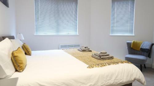 Large Contractor Apartment - Bedford Town Centre By Comfy Workers