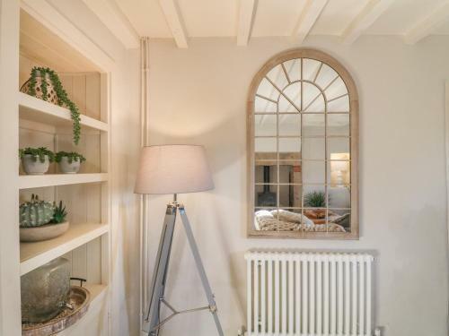 Coupling Cottage