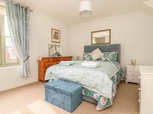 25a Beckside